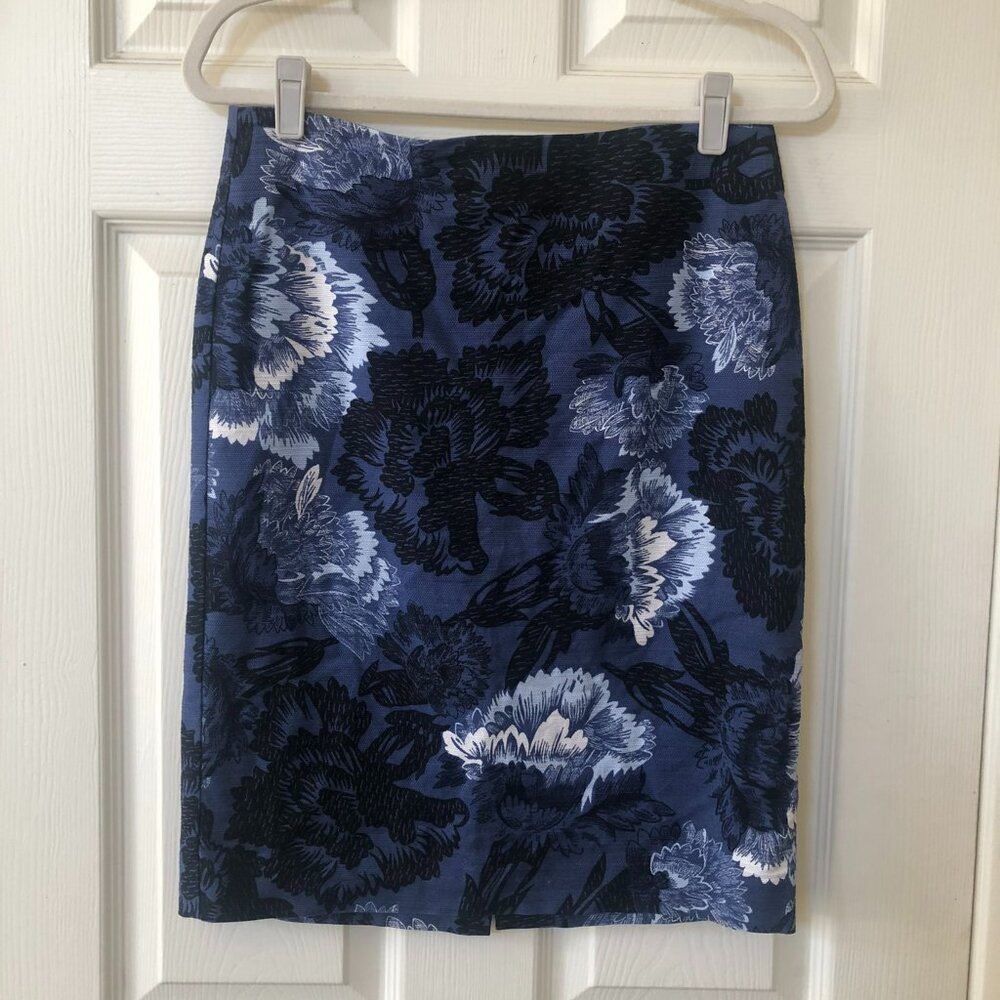 Ann Taylor Factory Blue Floral Lined Pencil Skirt 4